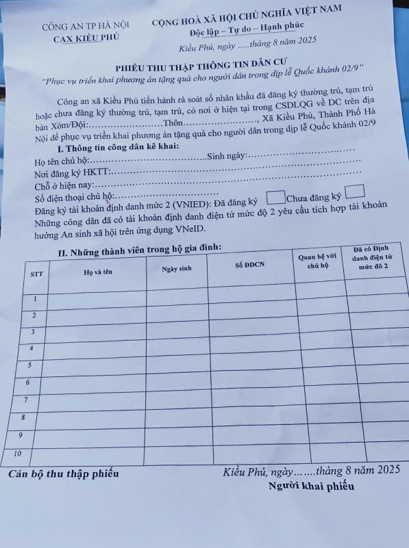 Các địa phương bắt đầu thu thập thông tin người dân để chi trả 100.000 đồng dịp 2/9- Ảnh 1. Các địa phương bắt đầu thu thập thông tin người dân để chi trả 100.000 đồng dịp 2/9- Ảnh 1.