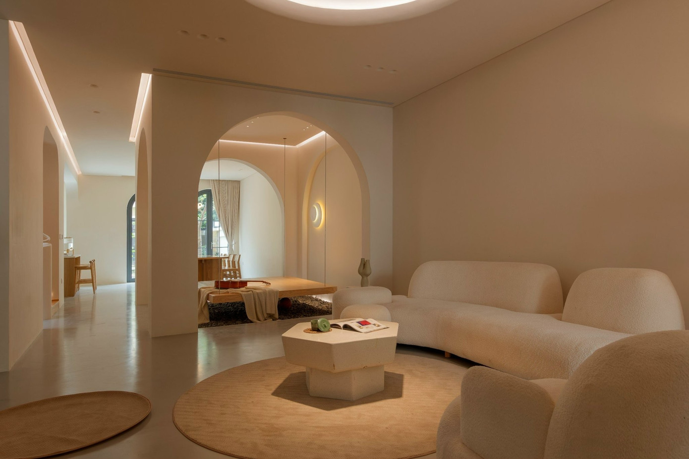 Không gian ấm cúng của biệt thự 480m2 ở Hà Nội- Ảnh 1.