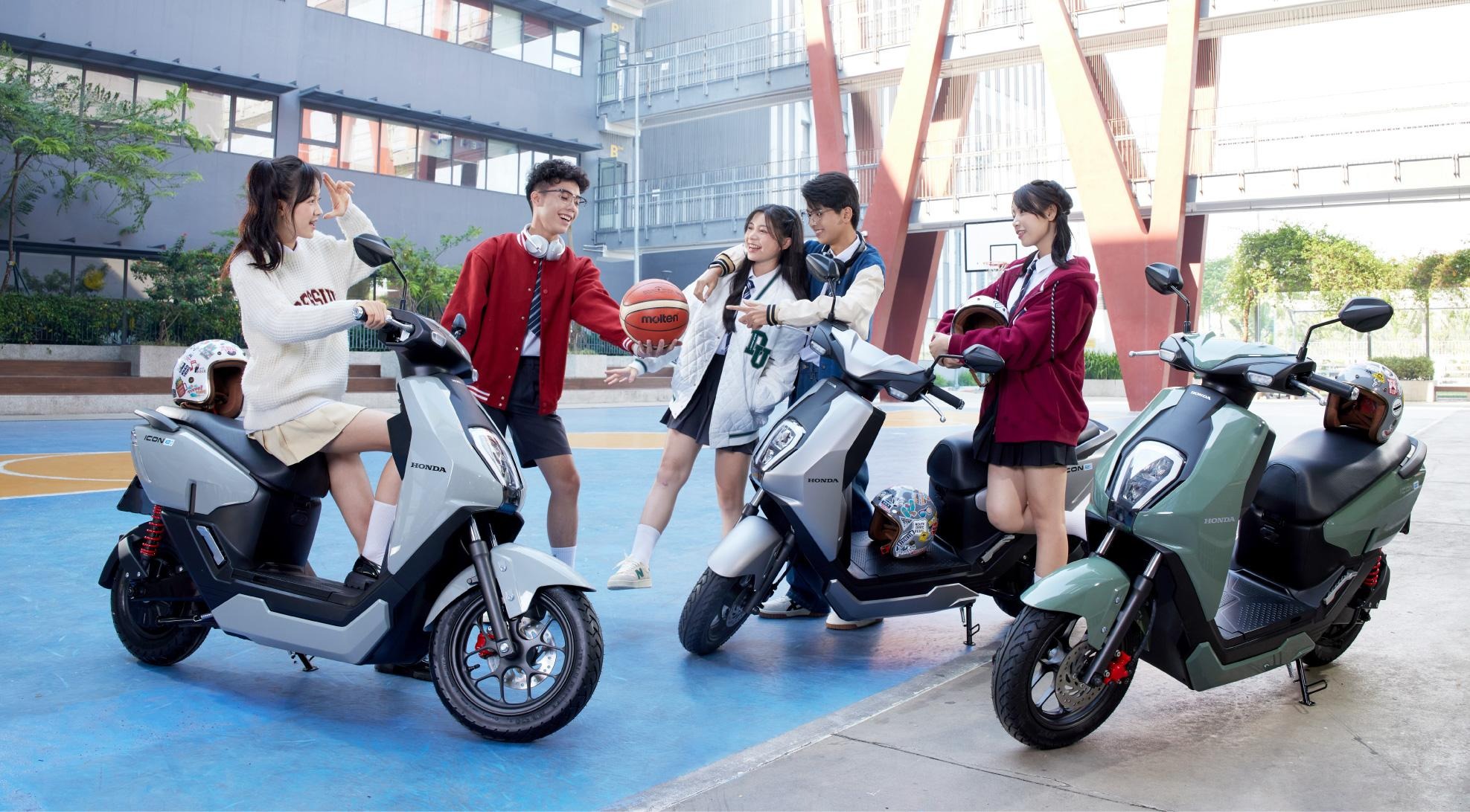 Xe máy điện tại Việt Nam: Miếng bánh không chỉ dành cho một thương hiệu- Ảnh 2. Xe máy điện tại Việt Nam: Miếng bánh không chỉ dành cho một thương hiệu- Ảnh 2.