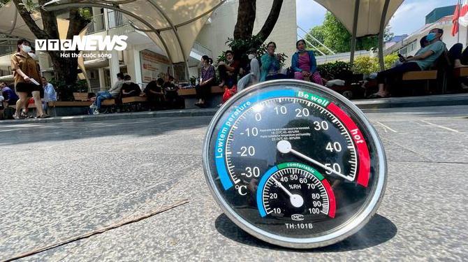 Hôm nay Hà Nội nắng nóng gay gắt 38°C và dự báo thời tiết cả nước 10 ngày tới- Ảnh 1. Hôm nay Hà Nội nắng nóng gay gắt 38°C và dự báo thời tiết cả nước 10 ngày tới- Ảnh 1.