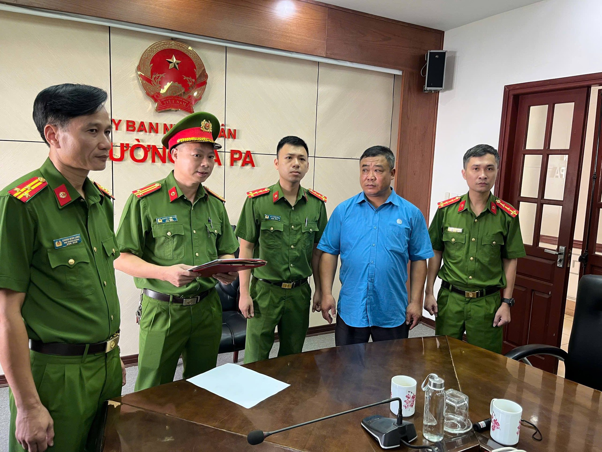 Khởi tố công chức Phạm Thị Hương- Ảnh 1. Khởi tố công chức Phạm Thị Hương- Ảnh 1.