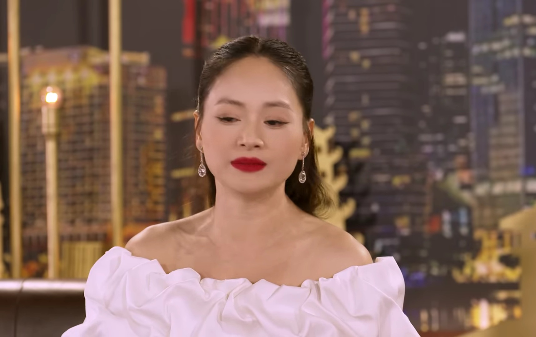 Diễn viên Lan Phương: "Tôi bước vào nhà chồng bật khóc hơn một tiếng"- Ảnh 1.
