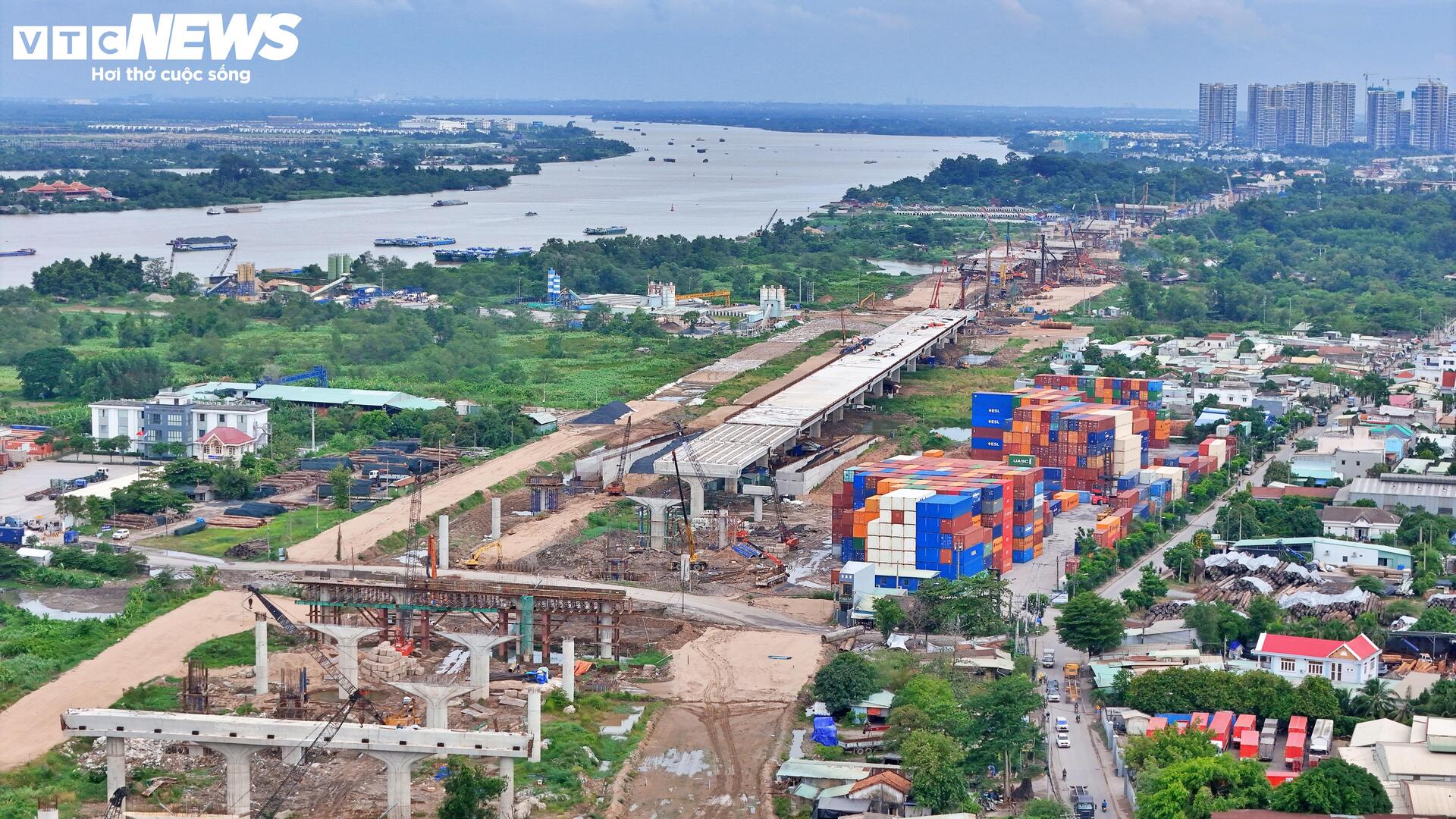 Cận cảnh 'đại công trường' nút giao phức tạp nhất Vành đai 3- Ảnh 3. Cận cảnh 'đại công trường' nút giao phức tạp nhất Vành đai 3- Ảnh 3.