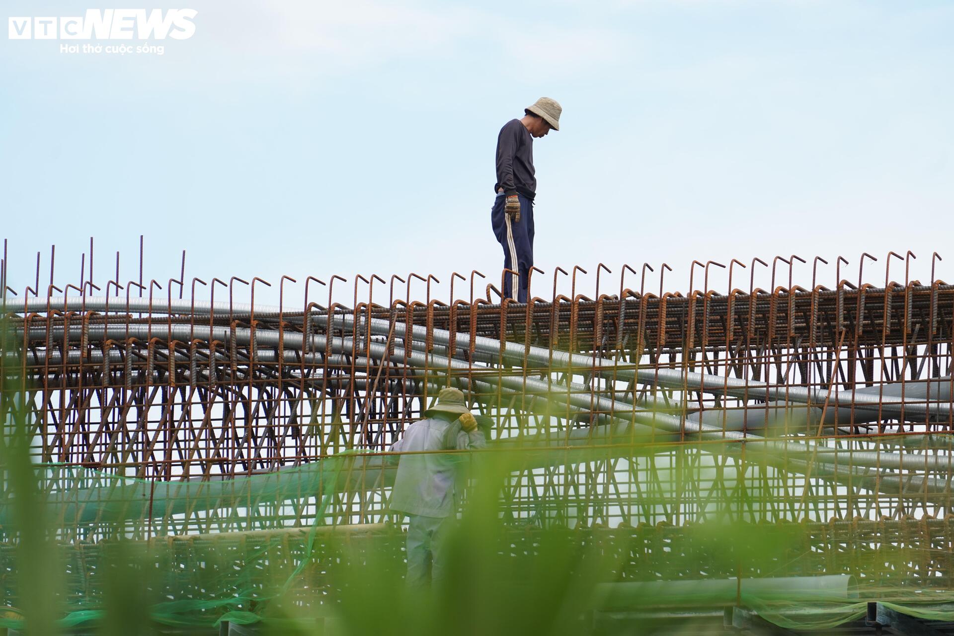 Cận cảnh 'đại công trường' nút giao phức tạp nhất Vành đai 3- Ảnh 8. Cận cảnh 'đại công trường' nút giao phức tạp nhất Vành đai 3- Ảnh 8.