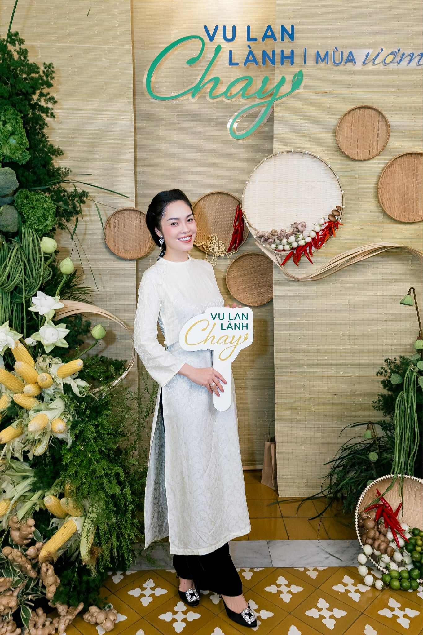 Dàn sao Việt hội tụ trải nghiệm ẩm thực chay "Ươm lành", tìm về bình yên- Ảnh 5. Dàn sao Việt hội tụ trải nghiệm ẩm thực chay "Ươm lành", tìm về bình yên- Ảnh 5.