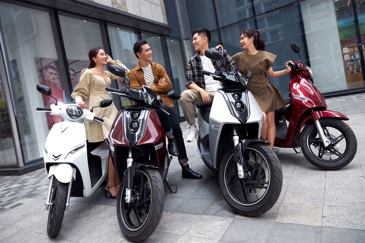 Xe máy điện tại Việt Nam: Miếng bánh không chỉ dành cho một thương hiệu- Ảnh 1. Xe máy điện tại Việt Nam: Miếng bánh không chỉ dành cho một thương hiệu- Ảnh 1.