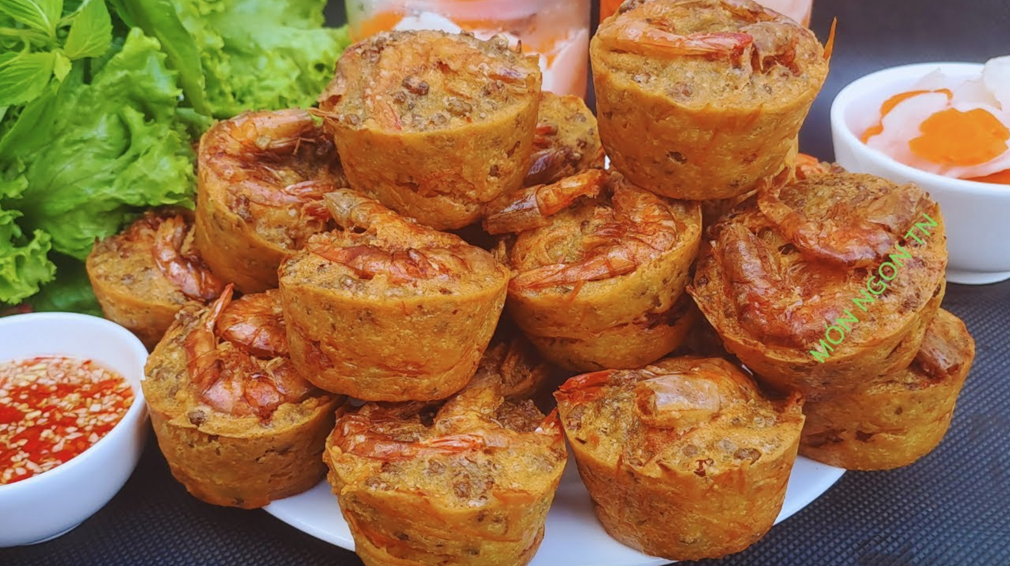10 món bánh có tên gọi kỳ lạ nhất Việt Nam, toàn là đặc sản nức tiếng ở các địa phương- Ảnh 2. 10 món bánh có tên gọi kỳ lạ nhất Việt Nam, toàn là đặc sản nức tiếng ở các địa phương- Ảnh 2.