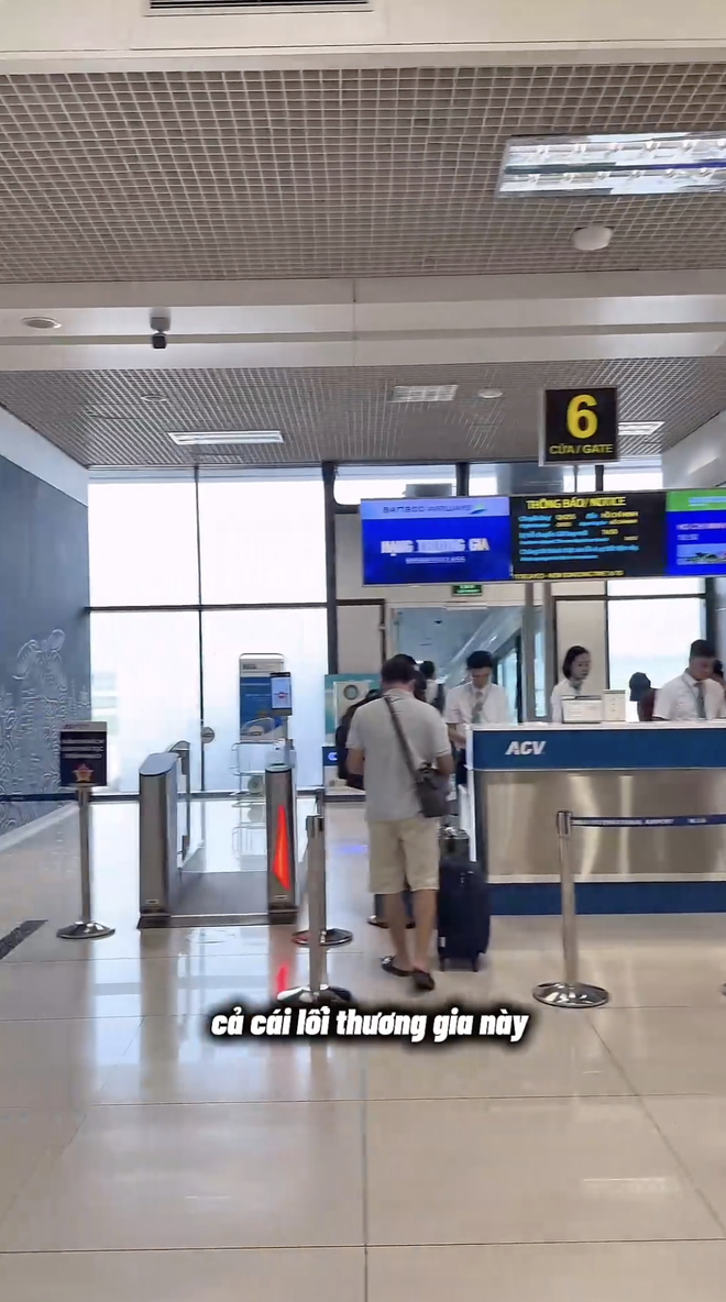 Lối đi VIP như hạng thương gia mà không phải người Việt nào cũng biết khi check-in tại sân bay Tân Sơn Nhất, Nội Bài- Ảnh 11. Lối đi VIP như hạng thương gia mà không phải người Việt nào cũng biết khi check-in tại sân bay Tân Sơn Nhất, Nội Bài- Ảnh 11.