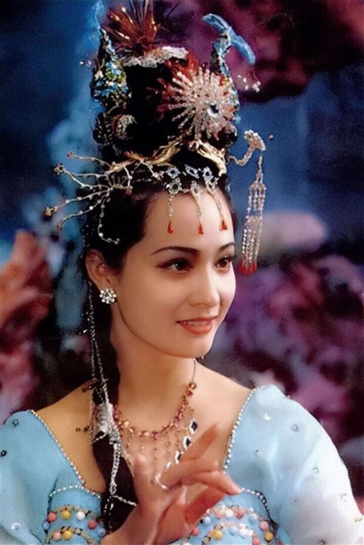 Vạn Thánh công chúa Tây Du Ký: 'Bà trùm' truyền thông, đời tư sóng gió- Ảnh 1.