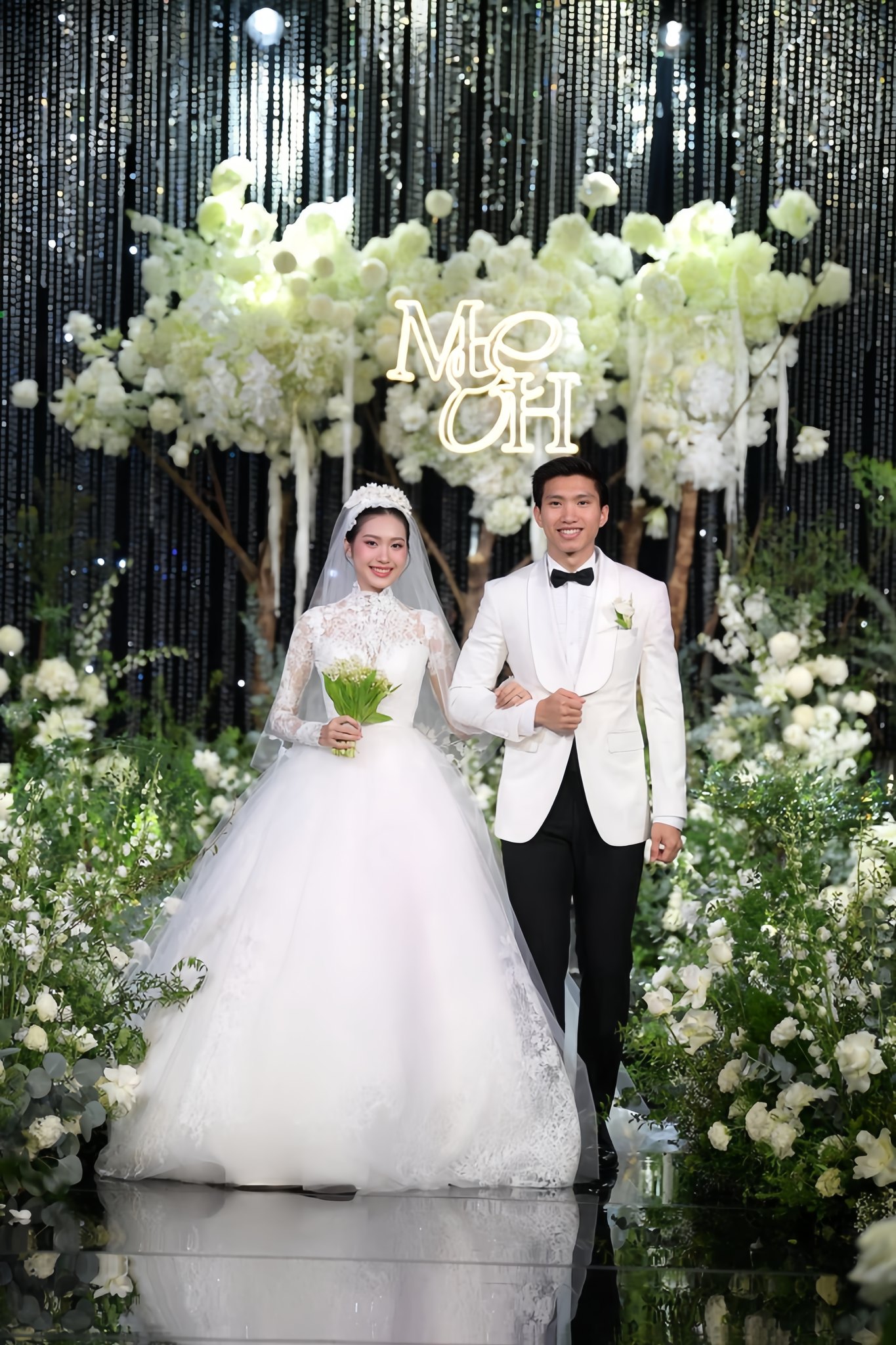 Biệt thự bạc tỷ bề thế nhà Văn Hậu đã hoàn thiện, Doãn Hải My đi chân trần, miệt mài dọn dẹp chuẩn vợ đảm- Ảnh 4. Biệt thự bạc tỷ bề thế nhà Văn Hậu đã hoàn thiện, Doãn Hải My đi chân trần, miệt mài dọn dẹp chuẩn vợ đảm- Ảnh 4.