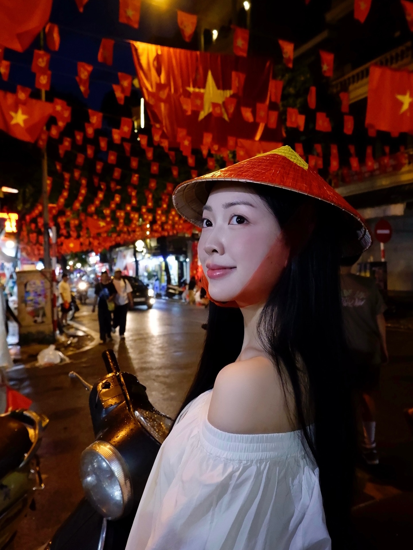 Doãn Hải My, Mai Hà Trang cùng hội hot WAGs diện đẹp, phủ đỏ trang cá nhân mừng A80: Yêu nước vô cùng!- Ảnh 8. Doãn Hải My, Mai Hà Trang cùng hội hot WAGs diện đẹp, phủ đỏ trang cá nhân mừng A80: Yêu nước vô cùng!- Ảnh 8.