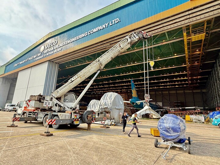 Chiêm ngưỡng 'trái tim' Airbus A350 của Vietnam Airlines tại Triển lãm A80- Ảnh 6.