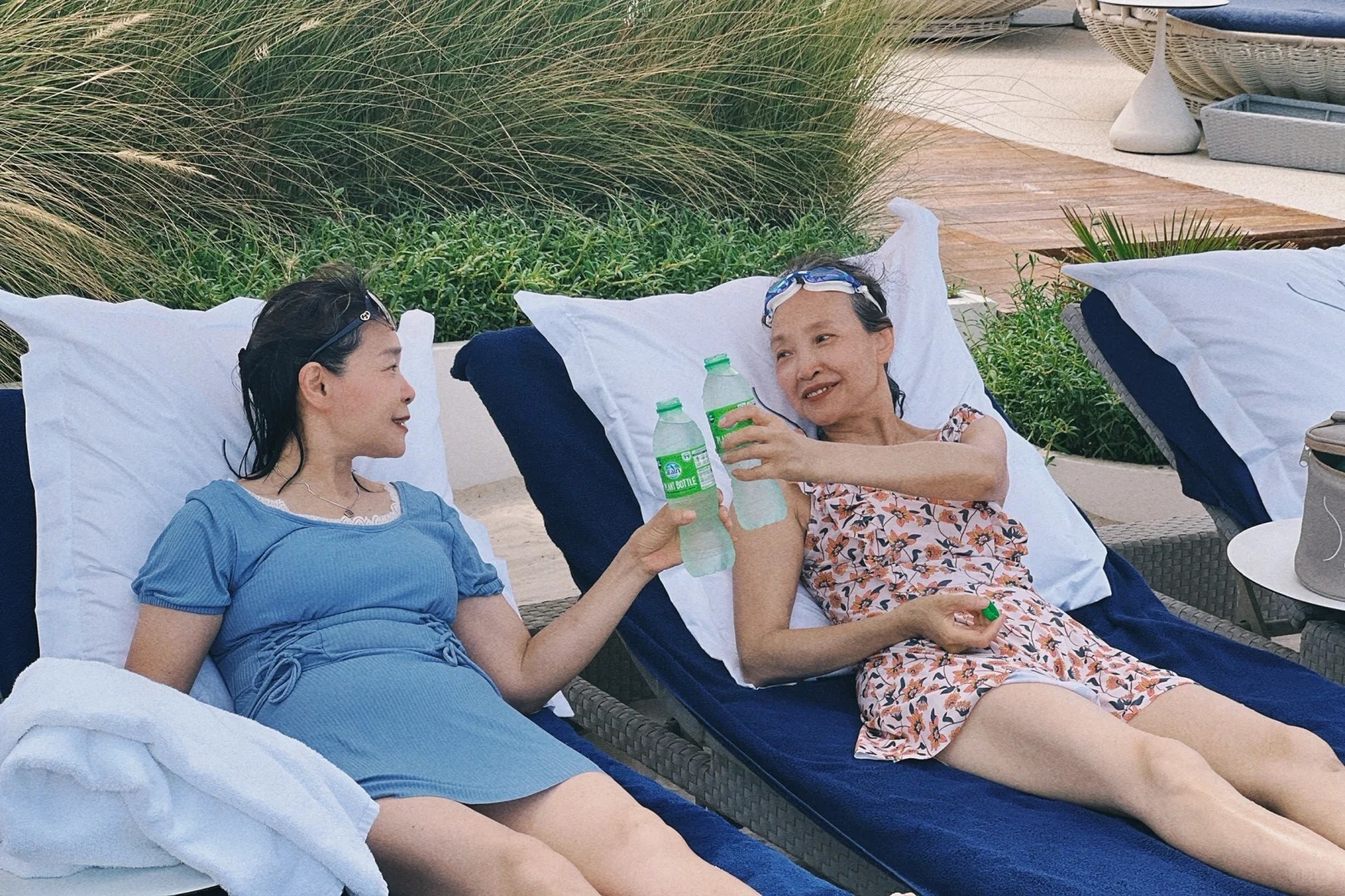 "Tuổi 65 có gì để mơ ước?": Cùng con gái đi du lịch miền quê, nghỉ dưỡng tại khách sạn 7 sao ở Dubai- Ảnh 21. "Tuổi 65 có gì để mơ ước?": Cùng con gái đi du lịch miền quê, nghỉ dưỡng tại khách sạn 7 sao ở Dubai- Ảnh 21.