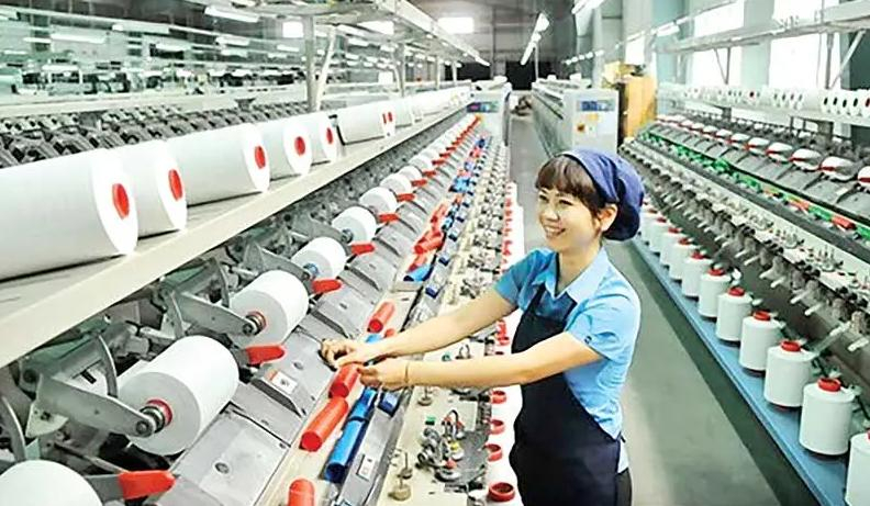 Xuất nhập khẩu lập kỷ lục mới, thặng dư thương mại vững chắc- Ảnh 4. Xuất nhập khẩu lập kỷ lục mới, thặng dư thương mại vững chắc- Ảnh 4.