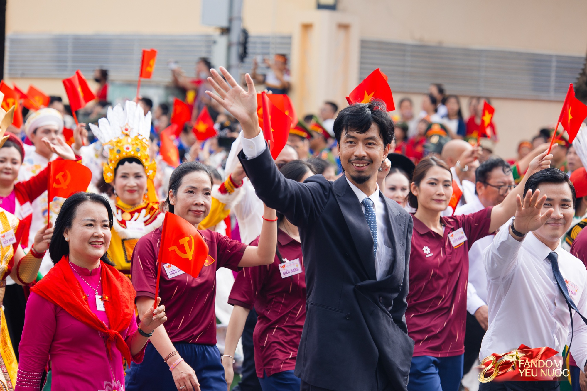 Khoảnh khắc đắt giá xuất hiện chớp nhoáng khiến ai nấy nổi da gà, tổng duyệt cỡ này Đại lễ 2/9 còn đỉnh cỡ nào!- Ảnh 5.