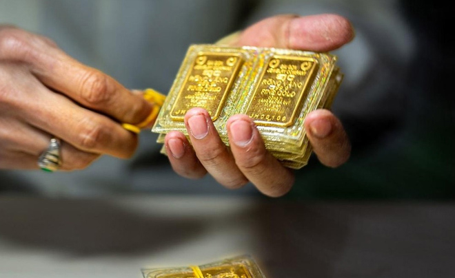 U50 ôm vàng lúc thất nghiệp cận kề: Lãi gần 60 triệu chỉ sau 1 tuần- Ảnh 1. U50 ôm vàng lúc thất nghiệp cận kề: Lãi gần 60 triệu chỉ sau 1 tuần- Ảnh 1.