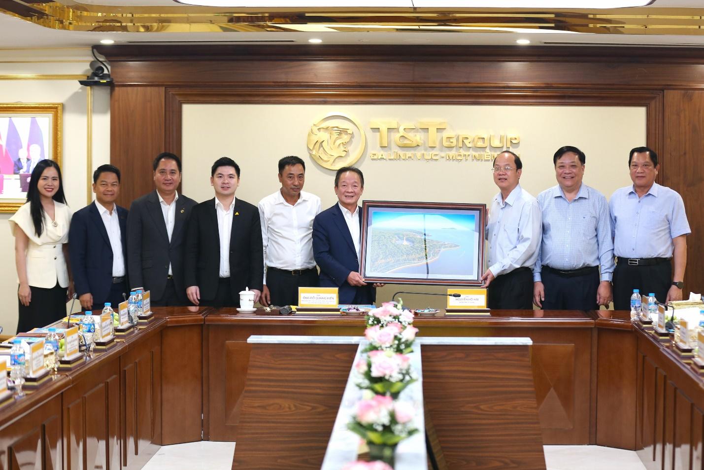 T&T Group của Bầu Hiển đề xuất nghiên cứu đầu tư loạt dự án lớn tại Cà Mau- Ảnh 1. T&T Group của Bầu Hiển đề xuất nghiên cứu đầu tư loạt dự án lớn tại Cà Mau- Ảnh 1.