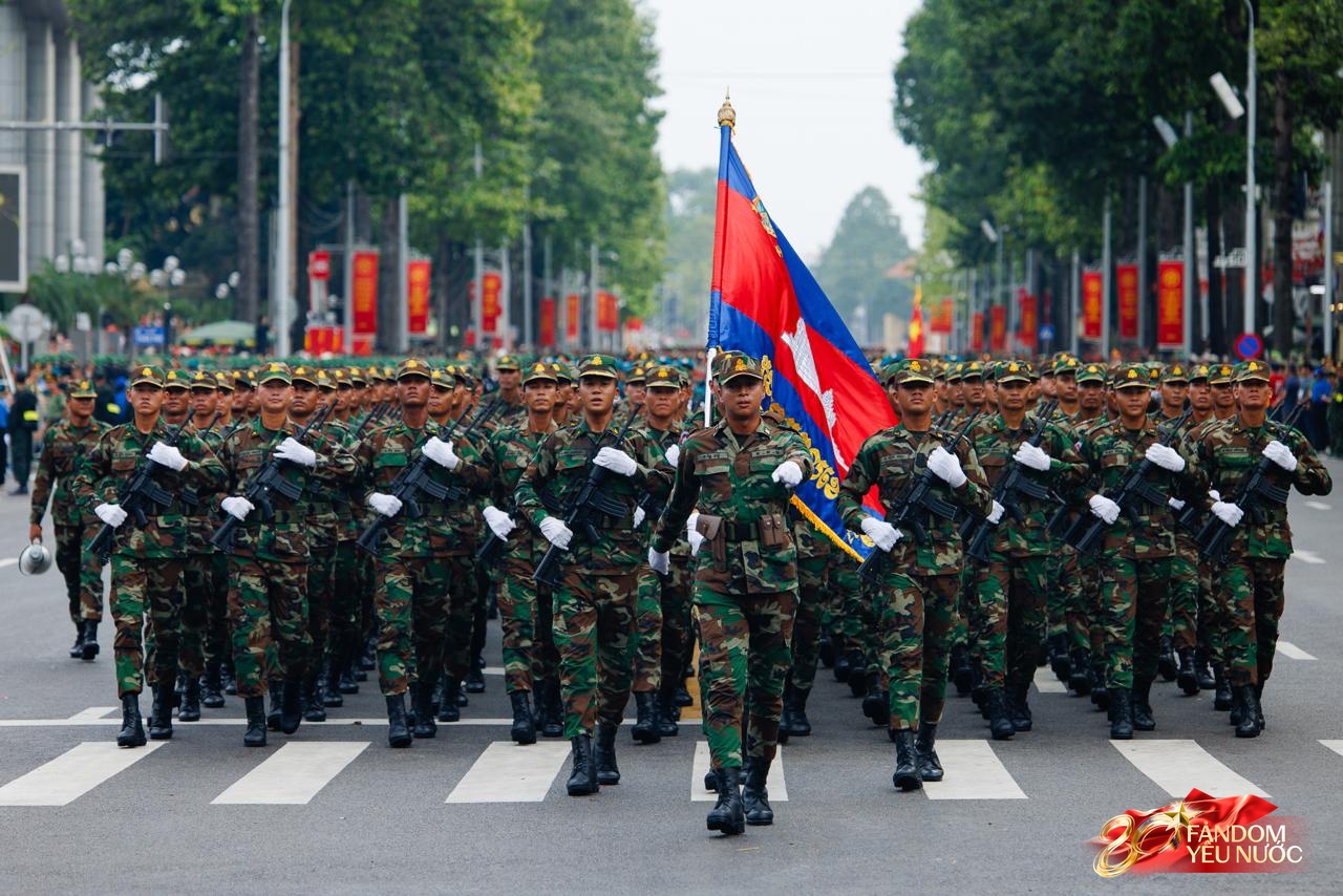 Cận cảnh quân nhân Nga, Trung Quốc, Lào, Campuchia tham gia tổng duyệt diễu binh diễu hành kỷ niệm 80 năm Quốc khánh- Ảnh 18. Cận cảnh quân nhân Nga, Trung Quốc, Lào, Campuchia tham gia tổng duyệt diễu binh diễu hành kỷ niệm 80 năm Quốc khánh- Ảnh 18.