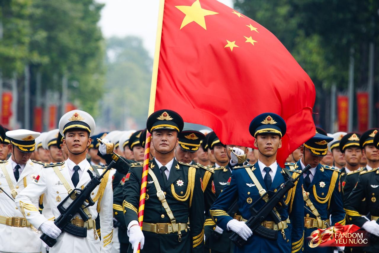 Cận cảnh quân nhân Nga, Trung Quốc, Lào, Campuchia tham gia tổng duyệt diễu binh diễu hành kỷ niệm 80 năm Quốc khánh- Ảnh 12. Cận cảnh quân nhân Nga, Trung Quốc, Lào, Campuchia tham gia tổng duyệt diễu binh diễu hành kỷ niệm 80 năm Quốc khánh- Ảnh 12.