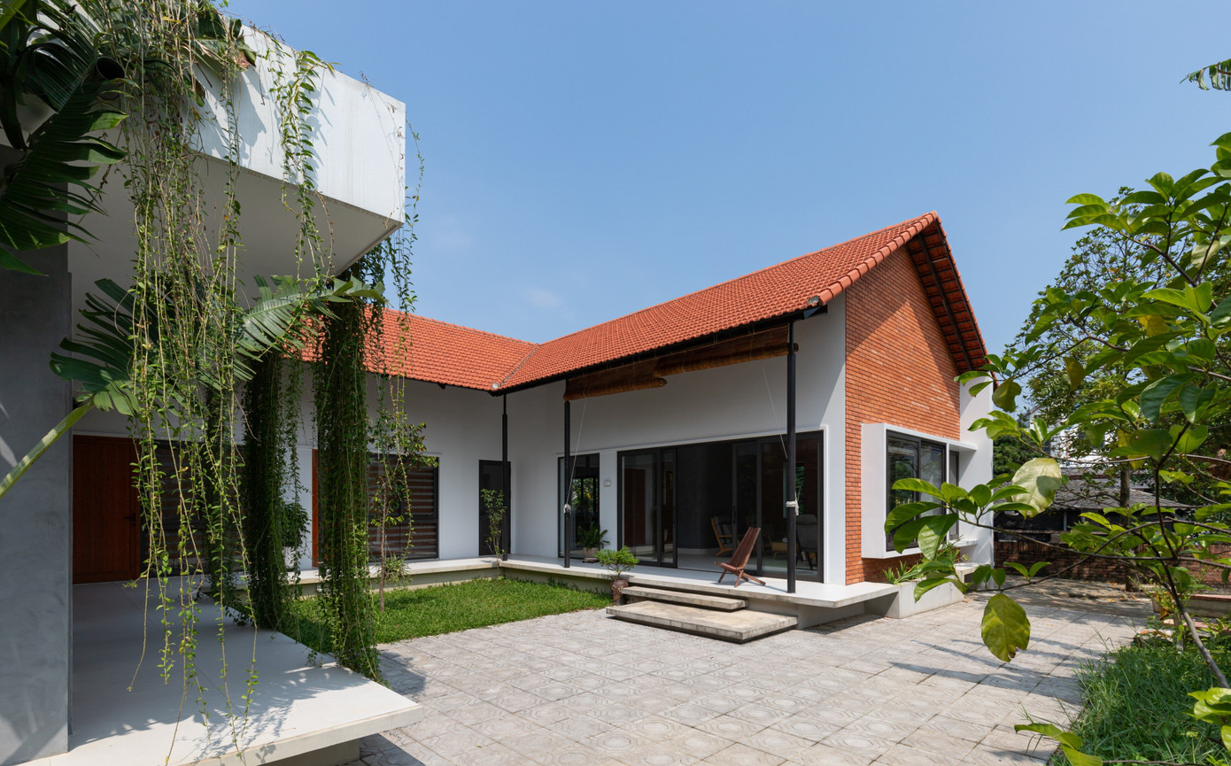 Thiết kế nhà cấp 4 hiện đại vẫn giữ được vườn và ao phía trước- Ảnh 4. Thiết kế nhà cấp 4 hiện đại vẫn giữ được vườn và ao phía trước- Ảnh 4.