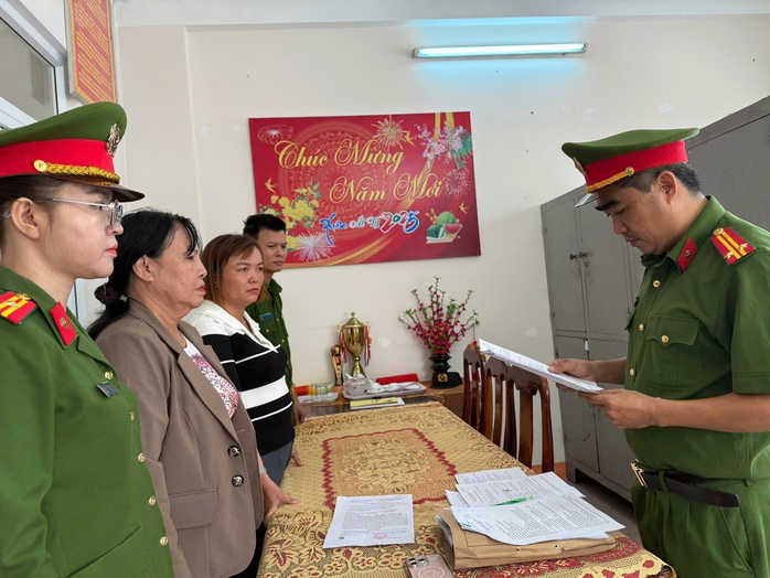 Chuyện thật như đùa "nải chuối bằng vàng" của 2 phụ nữ ở Đà Nẵng- Ảnh 1. Chuyện thật như đùa "nải chuối bằng vàng" của 2 phụ nữ ở Đà Nẵng- Ảnh 1.