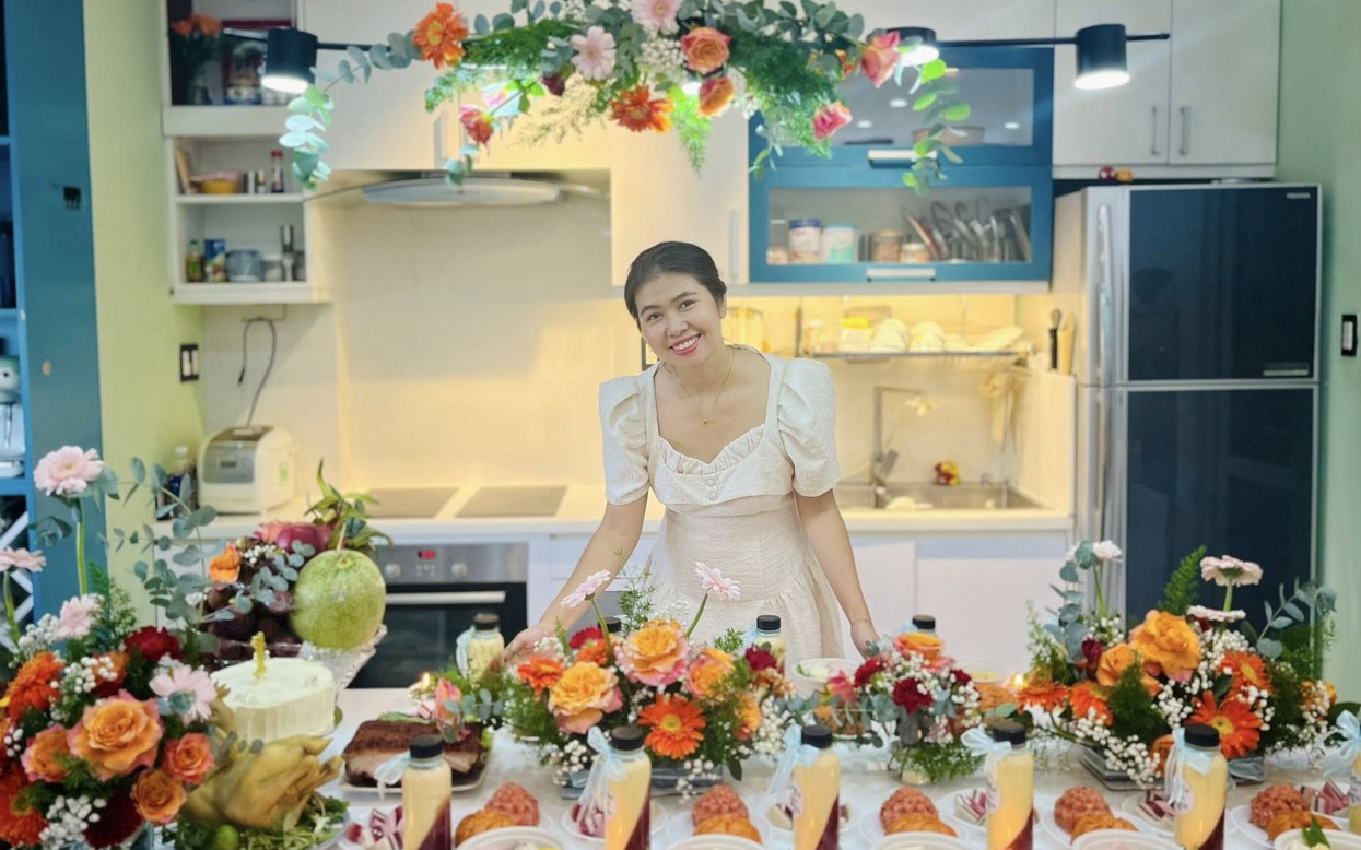 1 mom ở TP.HCM “gây bão” với tiệc thôi nôi tự làm siêu đẹp: Đảm hết phần thiên hạ rồi mẹ cháu ơi!- Ảnh 1.