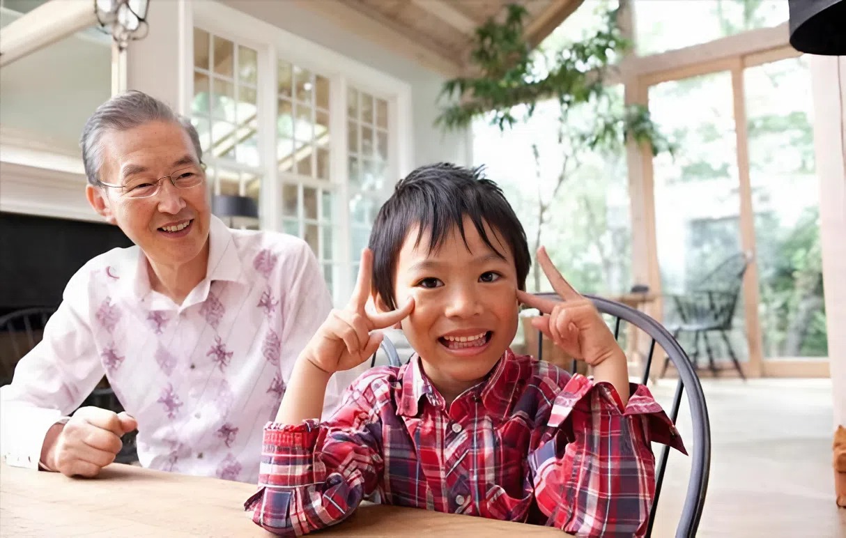 Khi về già, những bậc cha mẹ khôn ngoan nhất thường không khoe điều này, dù thực tế con cái họ đúng như vậy!- Ảnh 1.