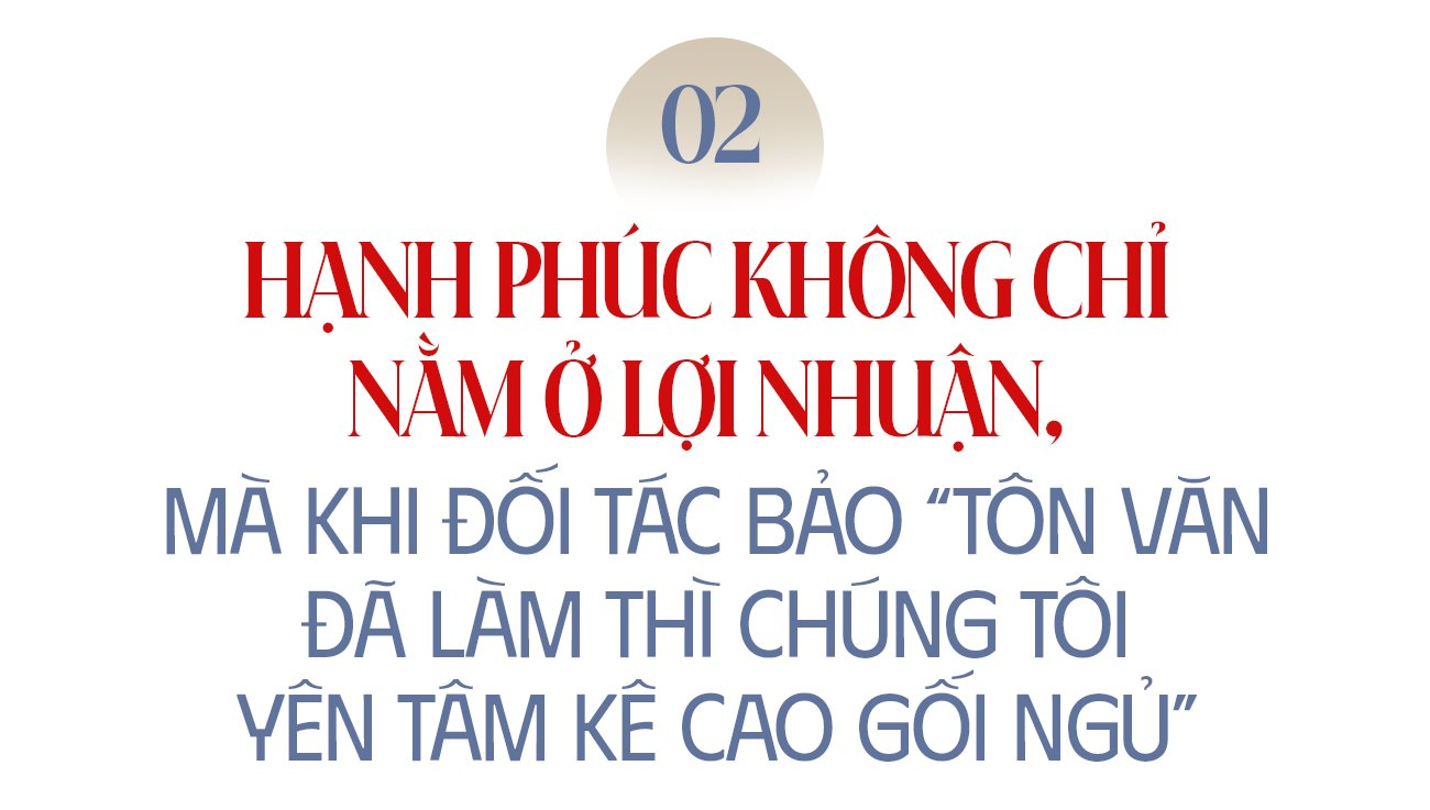 28 năm dựng nghiệp, đứng vững trên thương trường, ‘Vua cúc áo’ Tôn Thạnh Nghĩa ‘mát lòng’ khi đối tác rỉ tai nhau: ‘Tôn Văn đã làm thì chúng tôi yên tâm kê cao gối ngủ’- Ảnh 5. 28 năm dựng nghiệp, đứng vững trên thương trường, ‘Vua cúc áo’ Tôn Thạnh Nghĩa ‘mát lòng’ khi đối tác rỉ tai nhau: ‘Tôn Văn đã làm thì chúng tôi yên tâm kê cao gối ngủ’- Ảnh 5.