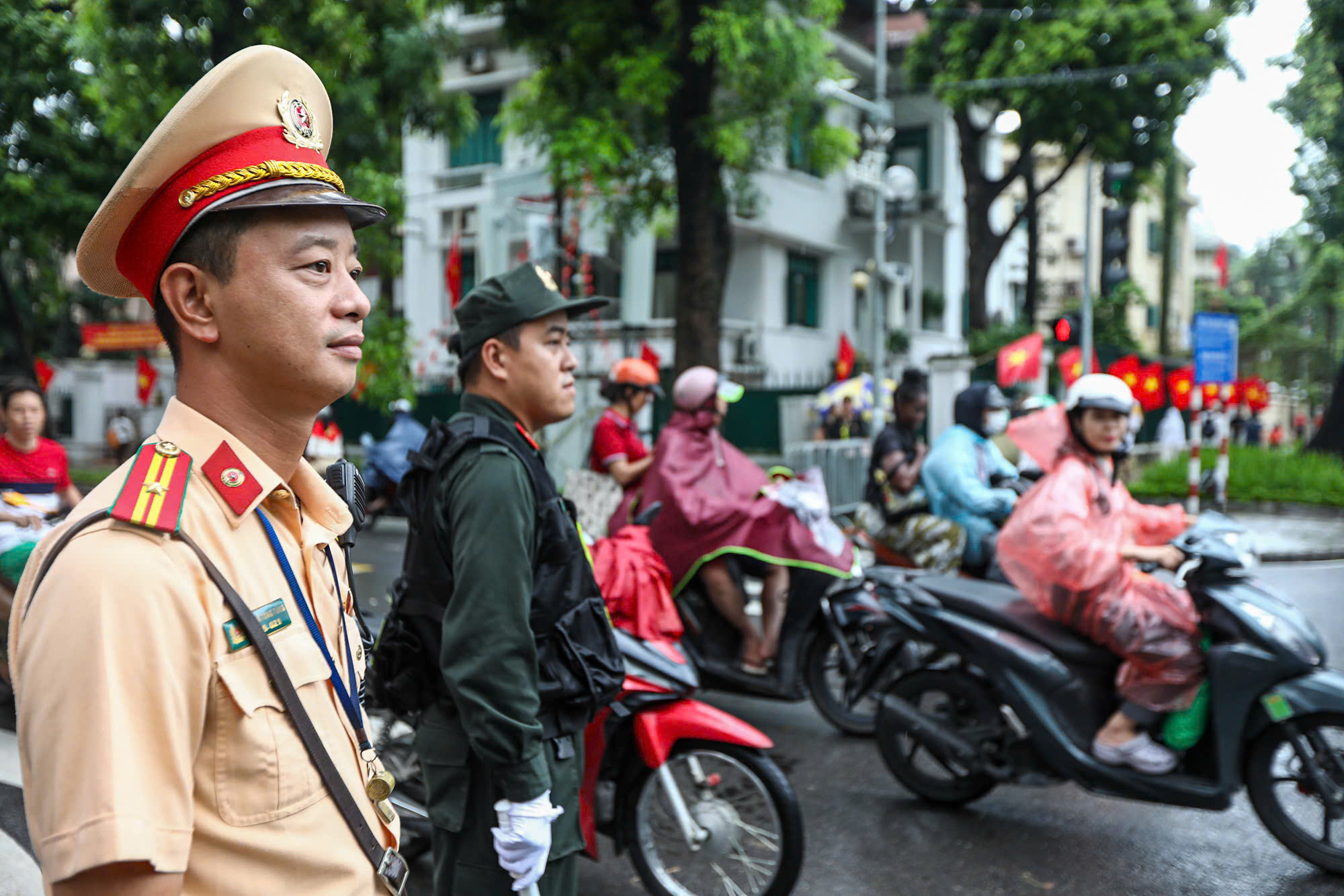 Công an Hà Nội công bố khẩn lịch cấm đường ngày 1/9 và 2/9 tới tất cả người dân- Ảnh 1.