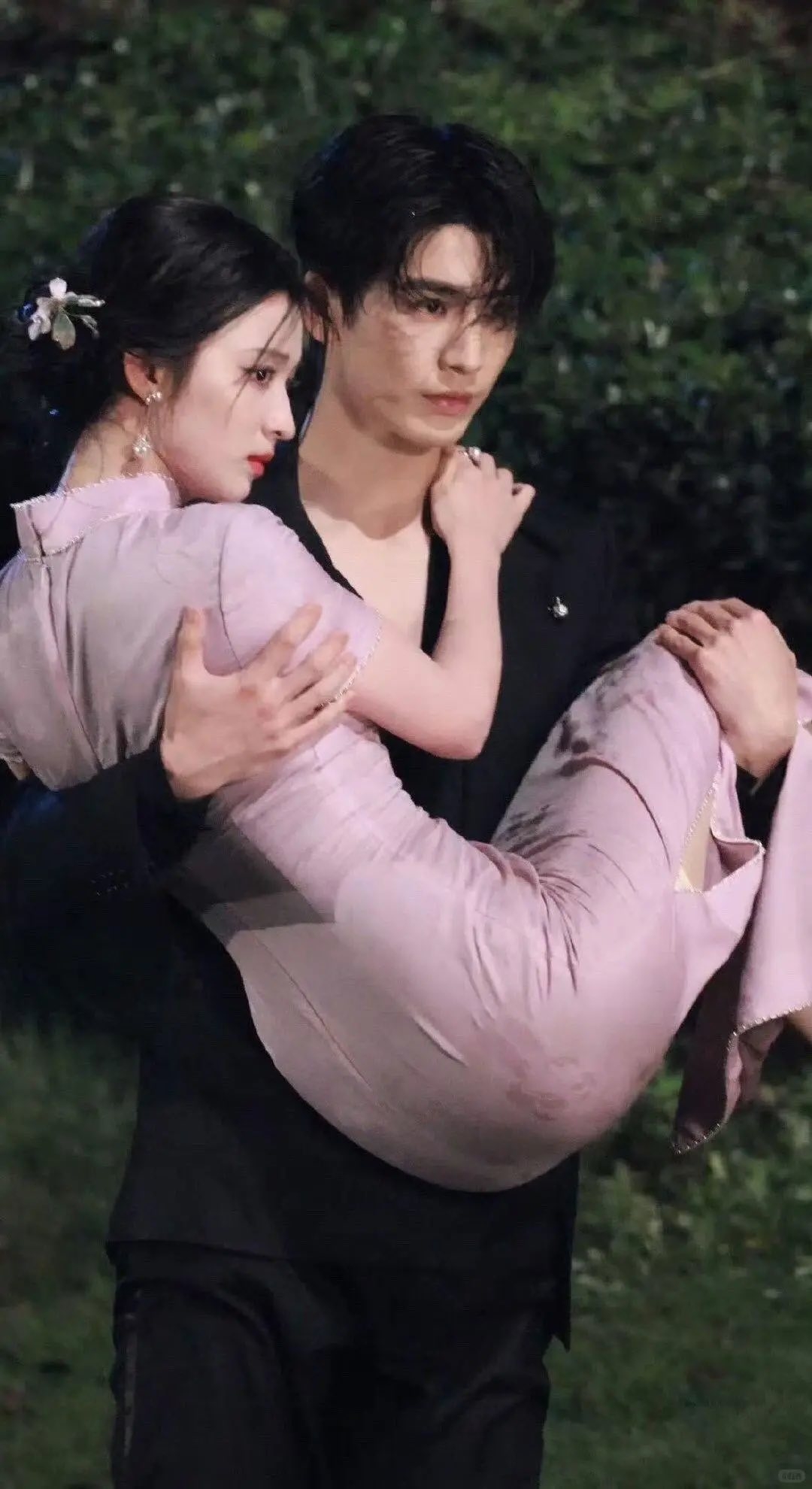 Trung Quốc hiện tại không ai mặc đẹp hơn mỹ nhân này: Visual như báu vật trần gian, siêu mẫu cũng phải gọi bằng điện thoại- Ảnh 2.