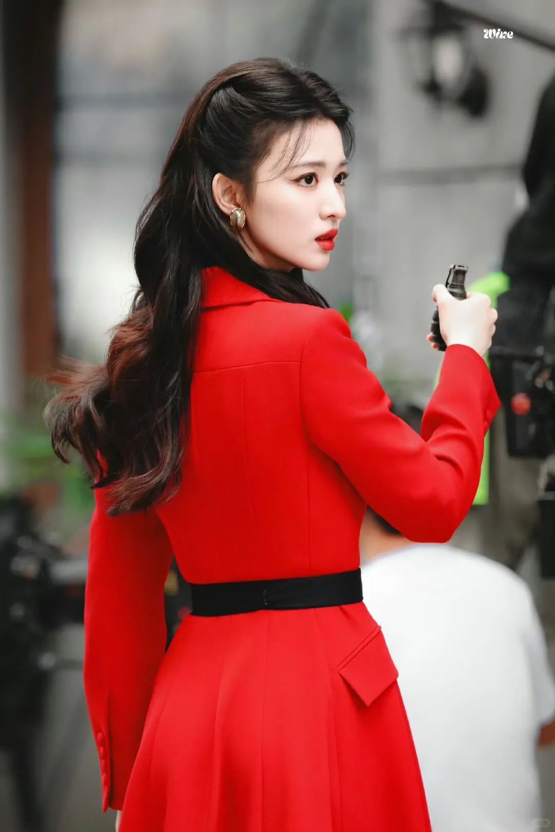 Trung Quốc hiện tại không ai mặc đẹp hơn mỹ nhân này: Visual như báu vật trần gian, siêu mẫu cũng phải gọi bằng điện thoại- Ảnh 11.