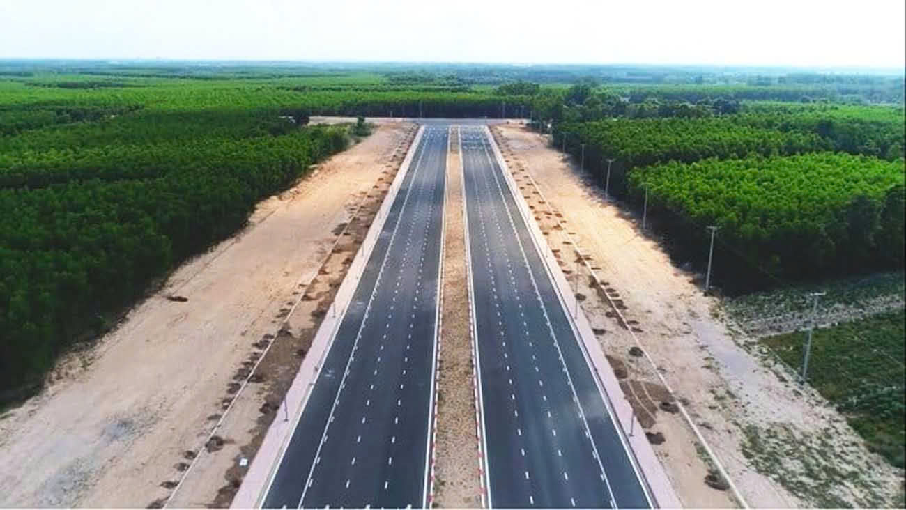 Đồng Nai triển khai loạt dự án hạ tầng giao thông và bất động sản trọng điểm vào dịp đặc biệt- Ảnh 1.
