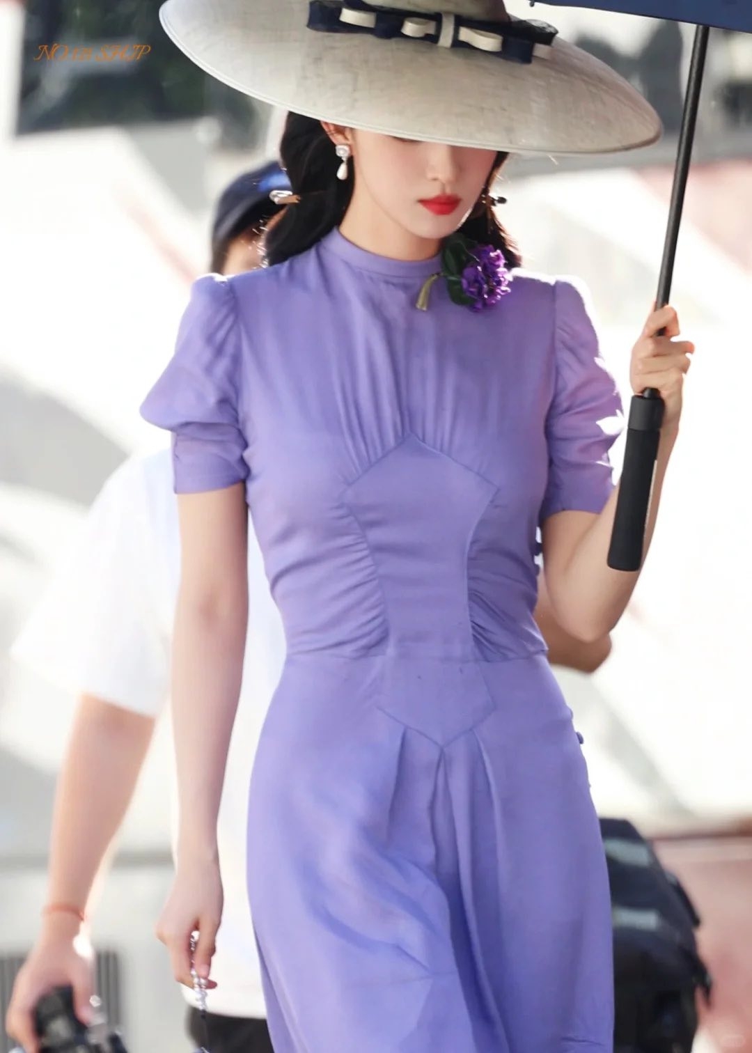 Trung Quốc hiện tại không ai mặc đẹp hơn mỹ nhân này: Visual như báu vật trần gian, siêu mẫu cũng phải gọi bằng điện thoại- Ảnh 22.