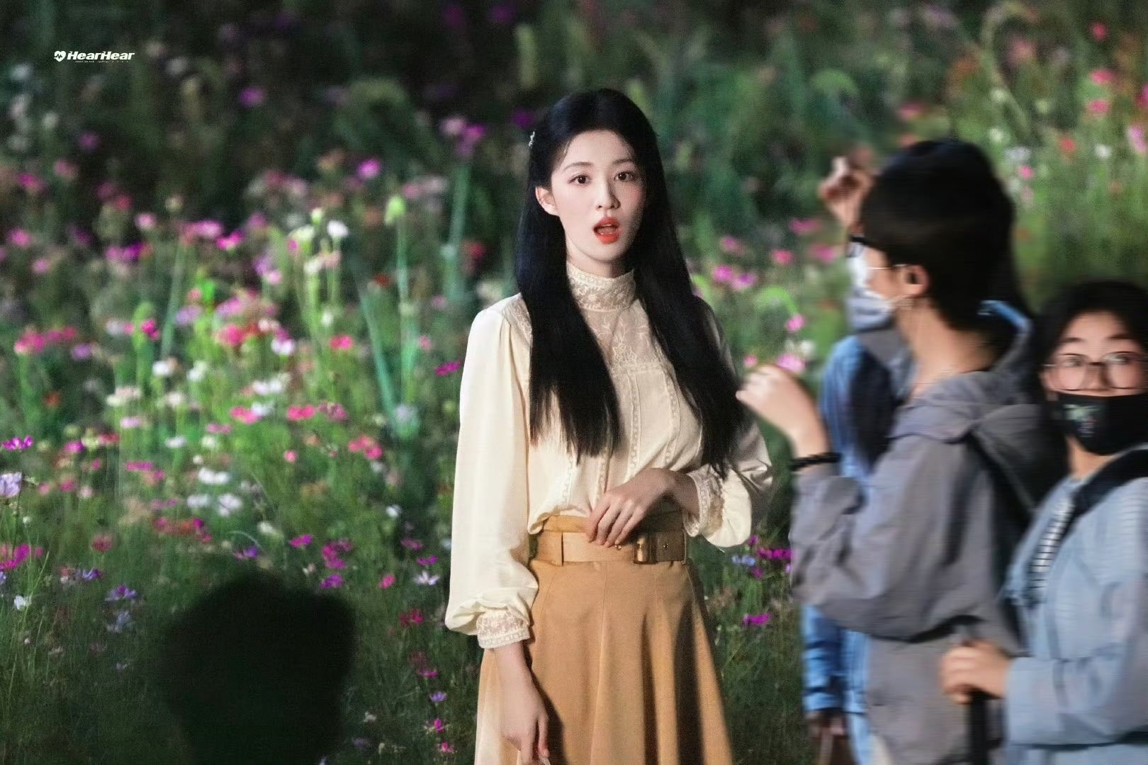 Trung Quốc hiện tại không ai mặc đẹp hơn mỹ nhân này: Visual như báu vật trần gian, siêu mẫu cũng phải gọi bằng điện thoại- Ảnh 3.