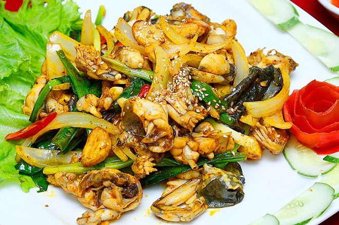 Món Việt từ thịt lên đài Hàn Quốc: Không phải thịt bò, thịt gà, du khách nhận xét "Có gan mới dám thử!"- Ảnh 9.