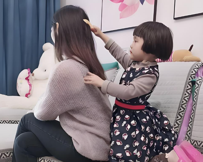 Chỉ cần nhìn vào 3 biểu hiện này của trẻ là biết tỏng chuyện nội bộ của một gia đình- Ảnh 1. Chỉ cần nhìn vào 3 biểu hiện này của trẻ là biết tỏng chuyện nội bộ của một gia đình- Ảnh 1.