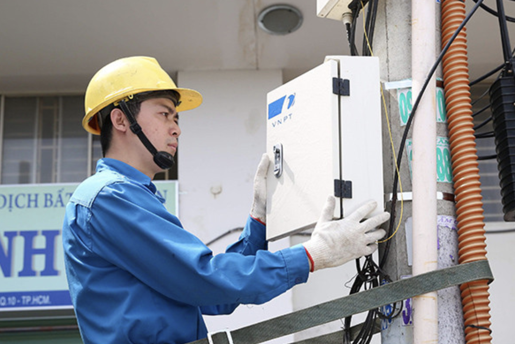 Khai trương tuyến cáp đất liền quốc tế đầu tiên do Việt Nam làm chủ đầu tư 100%: Dài 3.900km, đi qua 5 quốc gia- Ảnh 1.