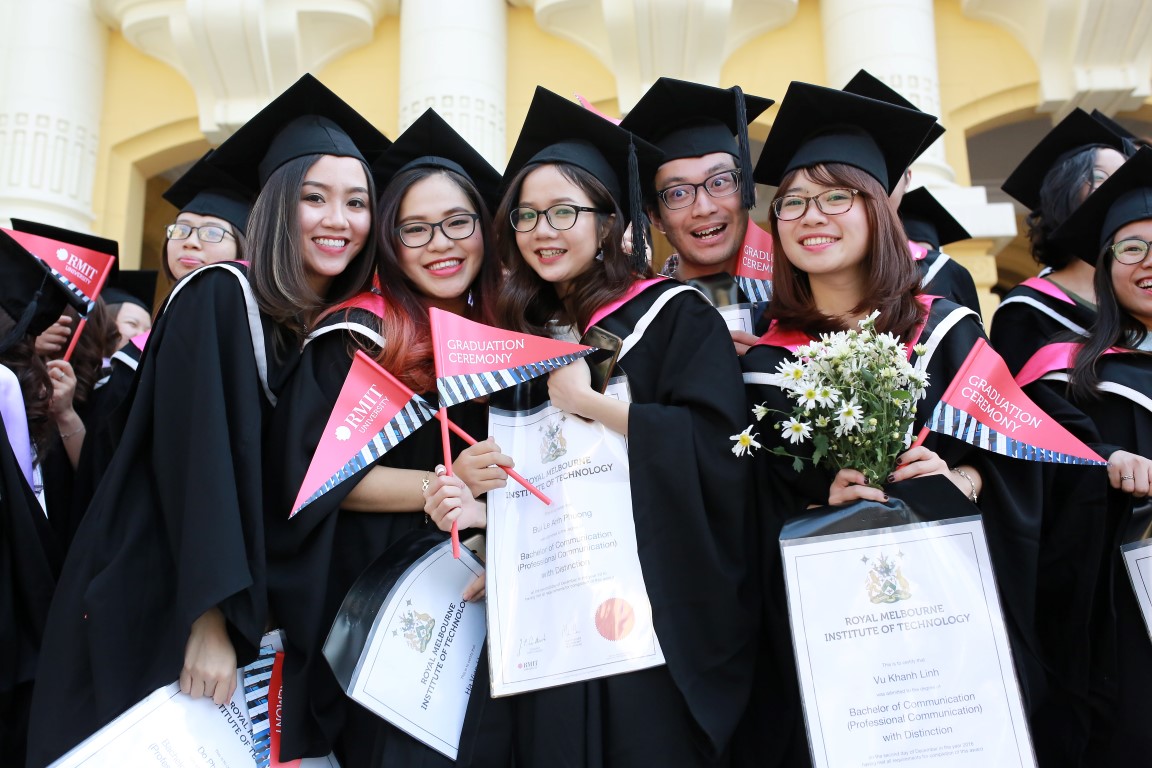 11 trường đại học mạnh tay chi trên 50 tỷ đồng cho cuộc đua học bổng: “Trường quý tộc” RMIT chưa phải “tay chơi” số 1- Ảnh 3. 11 trường đại học mạnh tay chi trên 50 tỷ đồng cho cuộc đua học bổng: “Trường quý tộc” RMIT chưa phải “tay chơi” số 1- Ảnh 3.