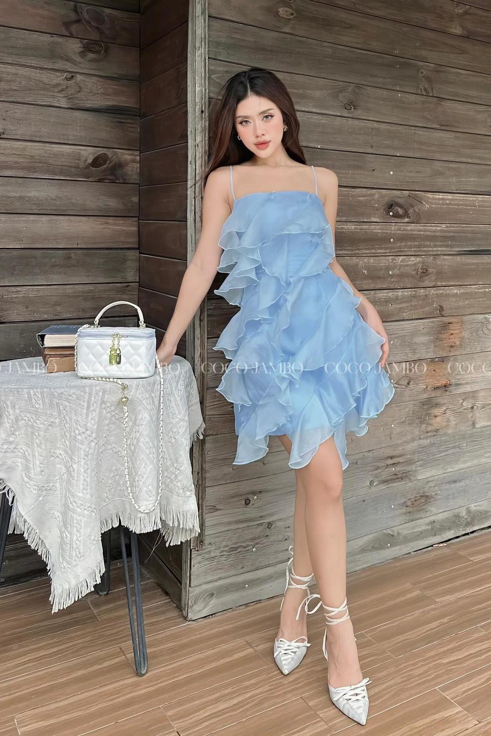 Trước Lương Thùy Linh, không thiếu sao Việt nuôi mộng làm thời trang: Ngành này Trước Lương Thùy Linh, không thiếu sao Việt nuôi mộng làm thời trang: Ngành này
