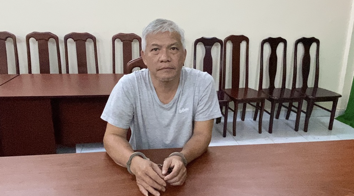 Lý lịch bất ngờ của ông chủ tiệm vàng Đức Long ở TP HCM- Ảnh 1.