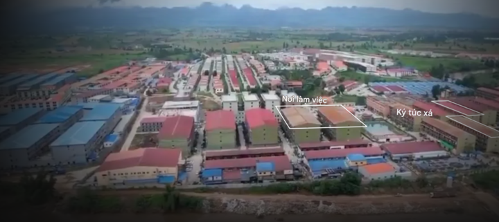 Có gì trong các trung tâm lừa đảo dọc biên giới Myanmar?- Ảnh 1. Có gì trong các trung tâm lừa đảo dọc biên giới Myanmar?- Ảnh 1.