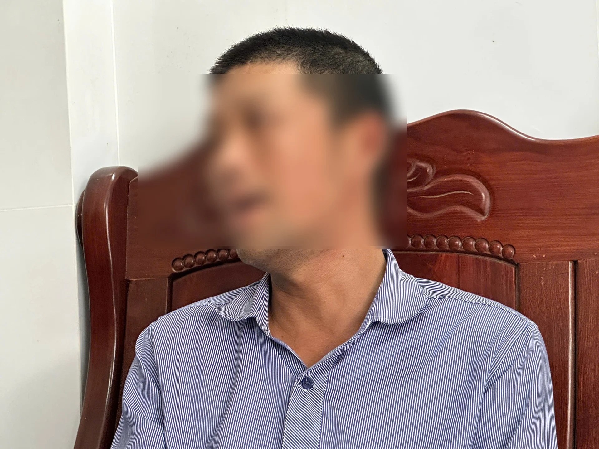 Vụ Công ty C.P bị "tố" bán thịt heo bệnh: Động thái bất ngờ của người đàn ông khi nhận giấy triệu tập của Công an Cần Thơ- Ảnh 1. Vụ Công ty C.P bị "tố" bán thịt heo bệnh: Động thái bất ngờ của người đàn ông khi nhận giấy triệu tập của Công an Cần Thơ- Ảnh 1.