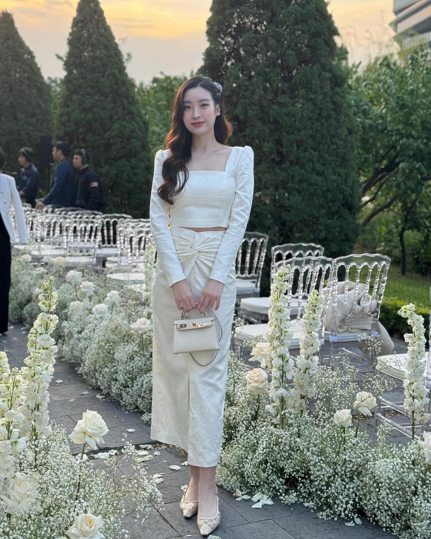 Trước Lương Thùy Linh, không thiếu sao Việt nuôi mộng làm thời trang: Ngành này Trước Lương Thùy Linh, không thiếu sao Việt nuôi mộng làm thời trang: Ngành này