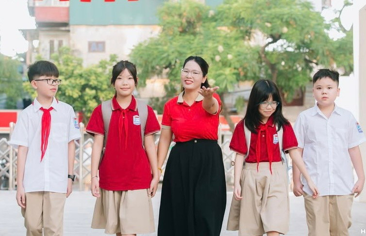 Bộ GD&ĐT hướng dẫn dạy học 2 buổi/ngày: Không quá tải, phát triển toàn diện học sinh- Ảnh 1. Bộ GD&ĐT hướng dẫn dạy học 2 buổi/ngày: Không quá tải, phát triển toàn diện học sinh- Ảnh 1.