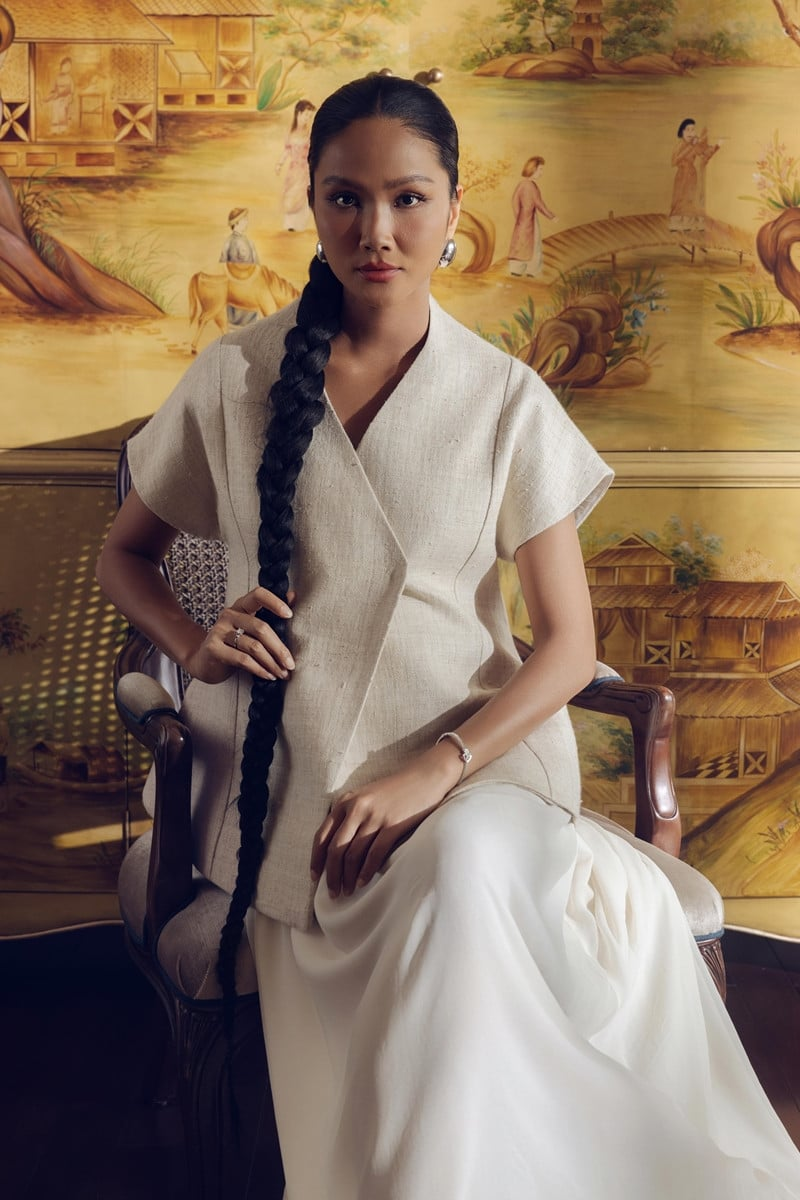 Trước Lương Thùy Linh, không thiếu sao Việt nuôi mộng làm thời trang: Ngành này Trước Lương Thùy Linh, không thiếu sao Việt nuôi mộng làm thời trang: Ngành này