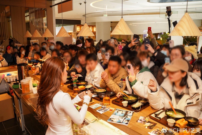 Là Gánh của Chi Pu - Khi phở Việt tỏa hương giữa lòng Thượng Hải- Ảnh 3.