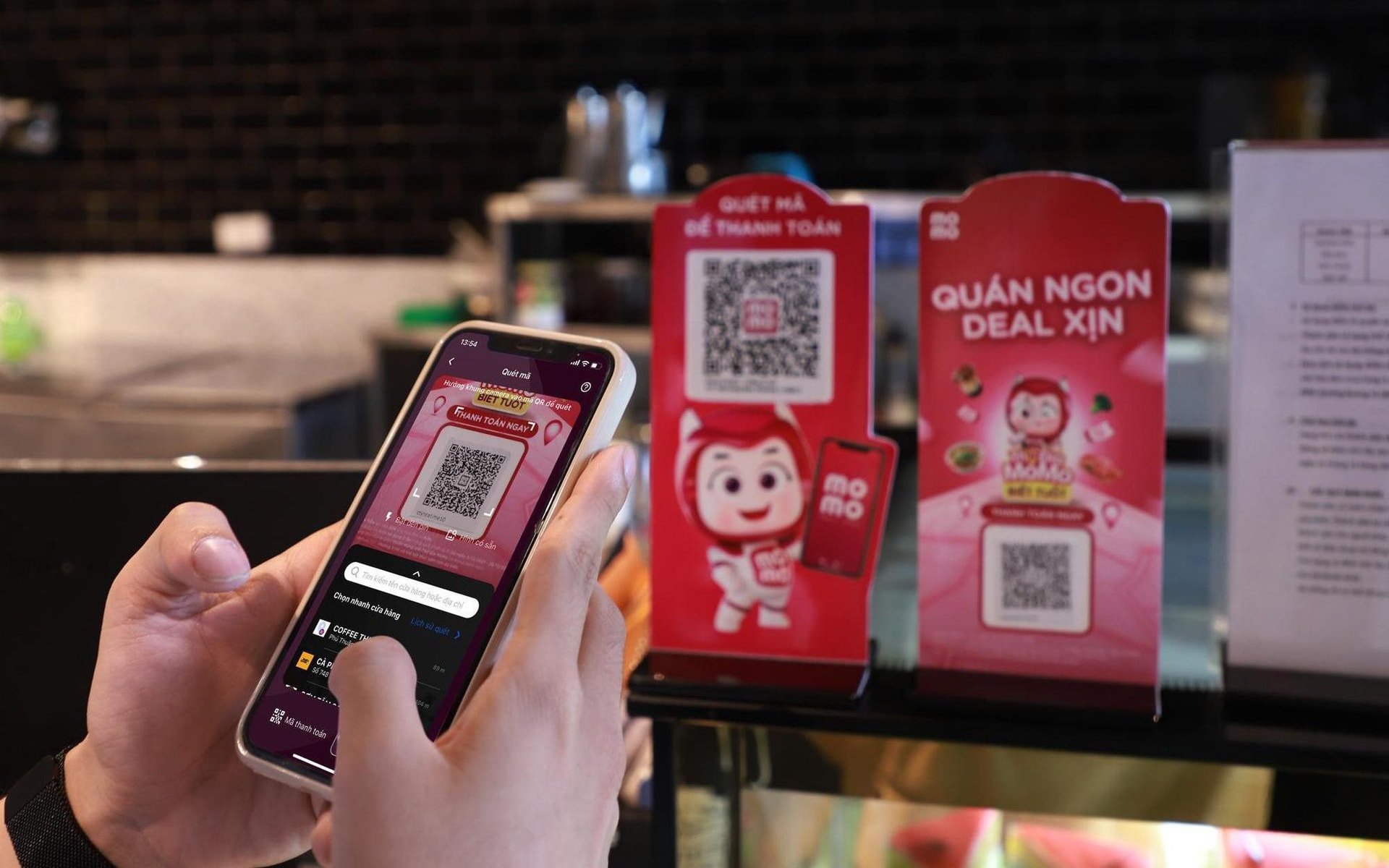 Giữa hàng loạt thương hiệu toàn cầu, hai cái tên Việt Nam vẫn giữ vững vị trí trong Top 10- Ảnh 3. Giữa hàng loạt thương hiệu toàn cầu, hai cái tên Việt Nam vẫn giữ vững vị trí trong Top 10- Ảnh 3.