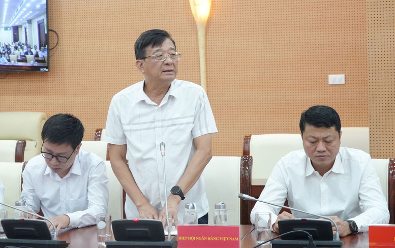 Ngân hàng đồng thuận giữ ổn định lãi suất, tăng trưởng bền vững- Ảnh 5. Ngân hàng đồng thuận giữ ổn định lãi suất, tăng trưởng bền vững- Ảnh 5.