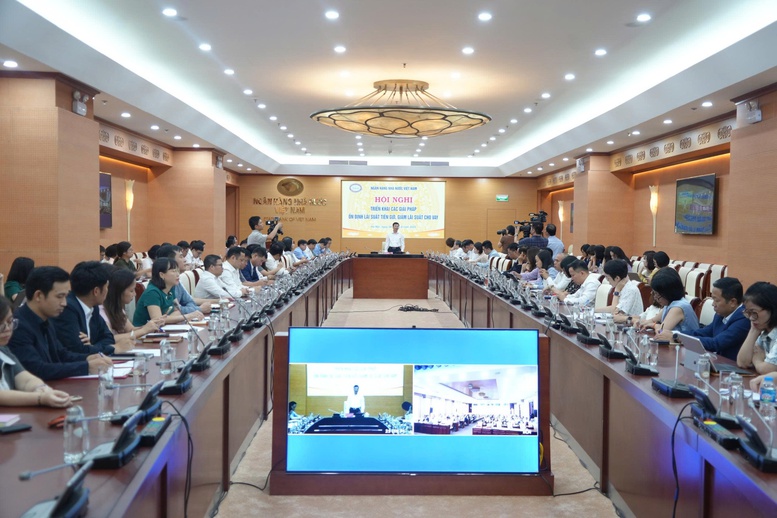 Ngân hàng đồng thuận giữ ổn định lãi suất, tăng trưởng bền vững- Ảnh 1. Ngân hàng đồng thuận giữ ổn định lãi suất, tăng trưởng bền vững- Ảnh 1.