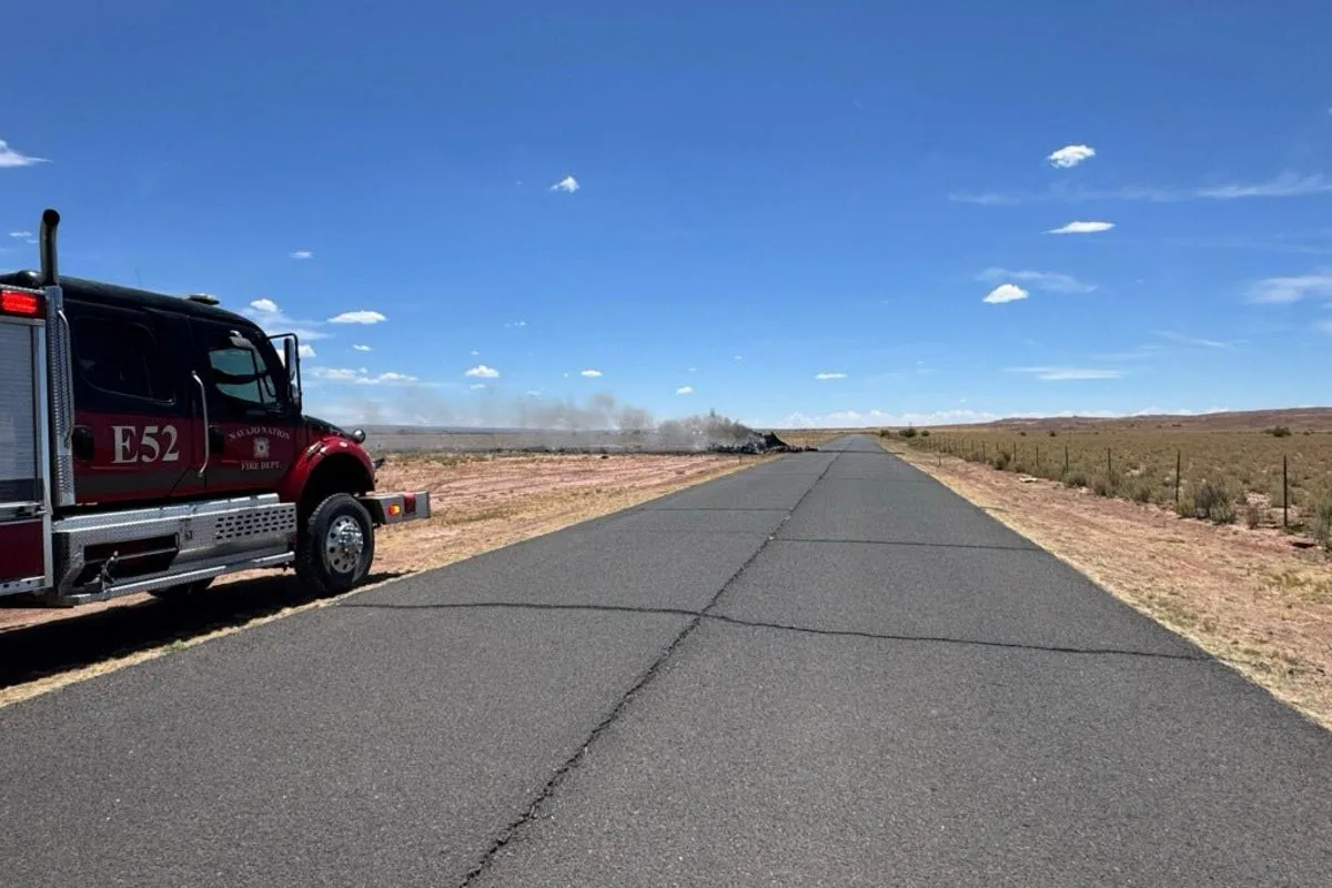 Hiện trường vụ tai nạn máy bay kinh hoàng ở Arizona khiến 4 người tử vong- Ảnh 2. Hiện trường vụ tai nạn máy bay kinh hoàng ở Arizona khiến 4 người tử vong- Ảnh 2.